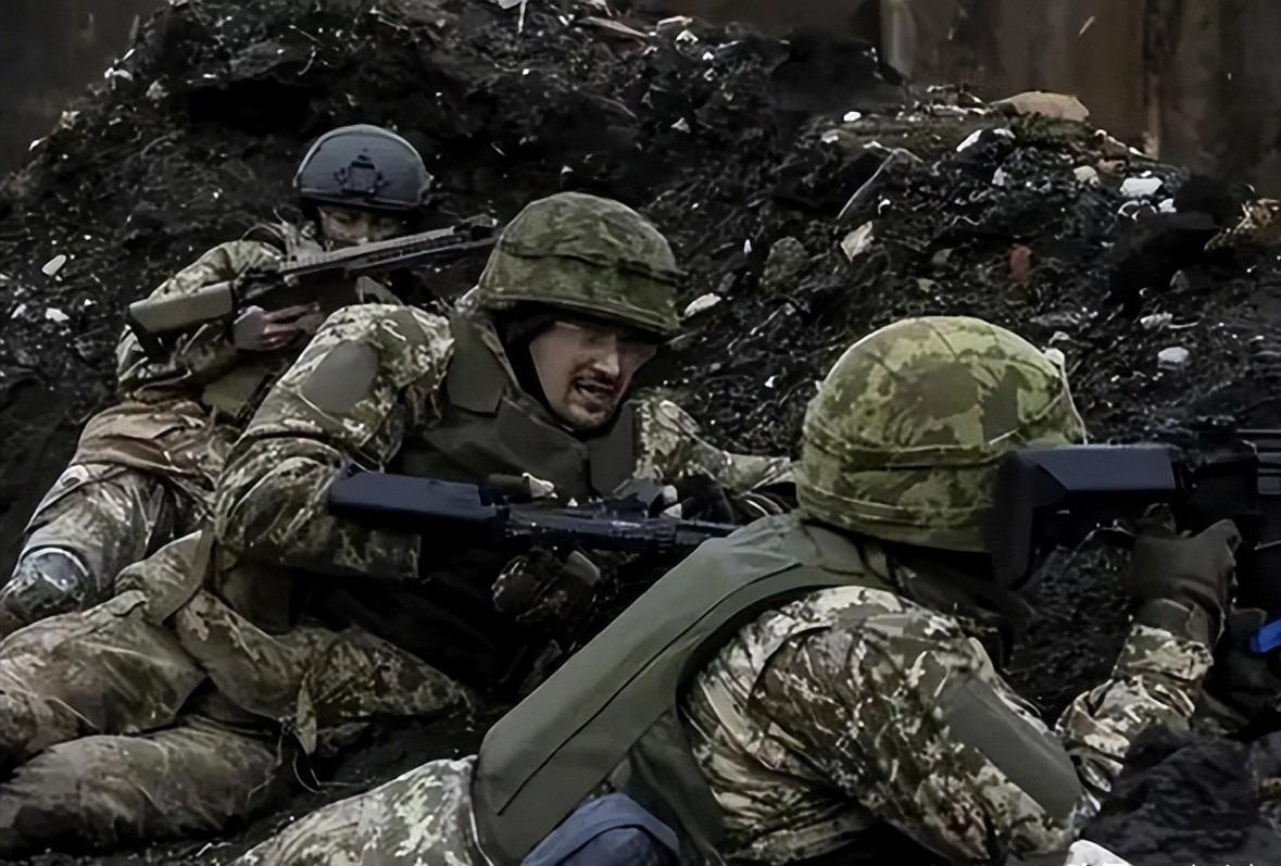 世俱杯-1：19，俄乌战损比披露，574架无人机和40枚导弹空袭，美工厂被炸