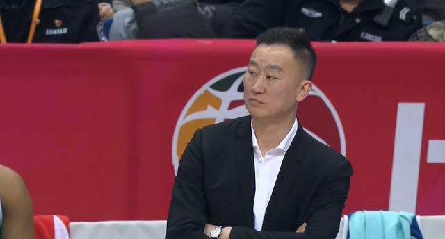 世俱杯买球-央视不播!今晚7:35,辽篮力拼黑马,杨鸣恐难逃连败,新援需爆发